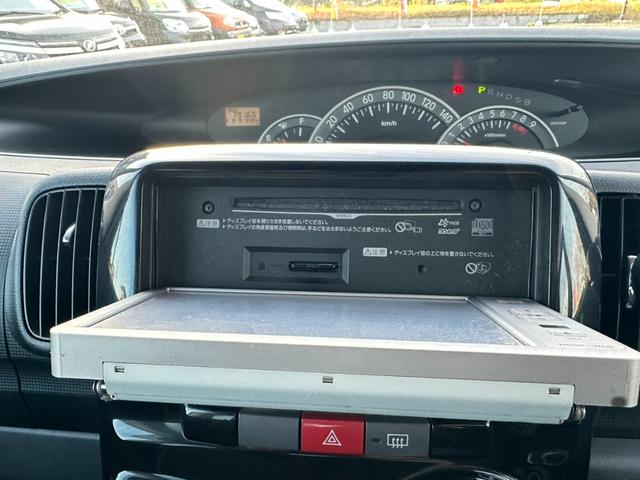 タント カスタムRS ナビ/ワンセグTV/ETC/バックカメラ/スマートキー/片側電動スライドドア/iPod/フォグランプ/ドアバイザー/オーバーヘッドコンソール/パワーウインドウ/パワステ/電動格納ミラー/CD(9枚目)