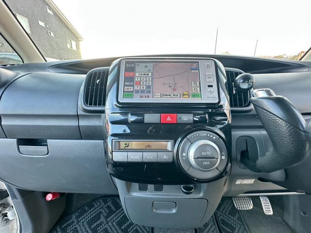 タント カスタムRS ナビ/ワンセグTV/ETC/バックカメラ/スマートキー/片側電動スライドドア/iPod/フォグランプ/ドアバイザー/オーバーヘッドコンソール/パワーウインドウ/パワステ/電動格納ミラー/CD(10枚目)