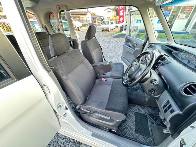 タント カスタムRS ナビ/ワンセグTV/ETC/バックカメラ/スマートキー/片側電動スライドドア/iPod/フォグランプ/ドアバイザー/オーバーヘッドコンソール/パワーウインドウ/パワステ/電動格納ミラー/CD(29枚目)