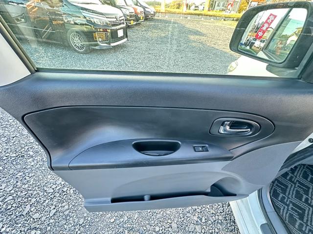 タント カスタムRS ナビ/ワンセグTV/ETC/バックカメラ/スマートキー/片側電動スライドドア/iPod/フォグランプ/ドアバイザー/オーバーヘッドコンソール/パワーウインドウ/パワステ/電動格納ミラー/CD(34枚目)