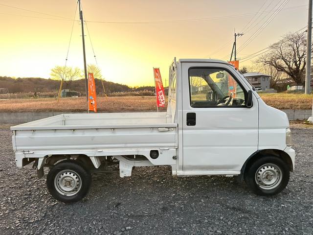 アクティトラック SDX エアコン/パワステ/作業灯/5速/4WD/ラジオ(18枚目)