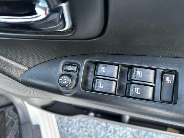 タント カスタムＸ　ナビ／ワンセグＴＶ／ＥＴＣ／バックカメラ／Ｂｌｕｅｔｏｏｔｈ／片側スライドドア／スマートキー／パワーウインドウ／フォグランプ／ドアバイザー／パワステ／ＣＤ／ＤＶＤ／ｉＰｏｄ／ＵＳＢ（29枚目）