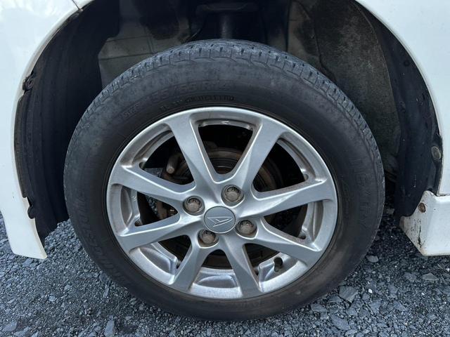 タント カスタムＸ　ナビ／ワンセグＴＶ／ＥＴＣ／バックカメラ／Ｂｌｕｅｔｏｏｔｈ／片側スライドドア／スマートキー／パワーウインドウ／フォグランプ／ドアバイザー／パワステ／ＣＤ／ＤＶＤ／ｉＰｏｄ／ＵＳＢ（54枚目）