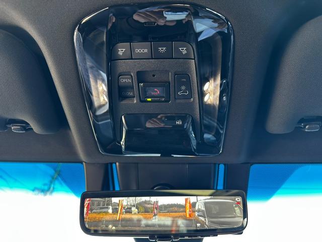 �h�����R�@�\�t���f�W�^���~���[�I����ɐl��ו��������Ă���낪�����܂��I