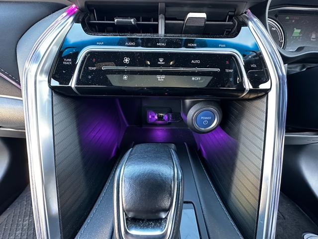 �����Ɍ���͂t�r�a�[�q