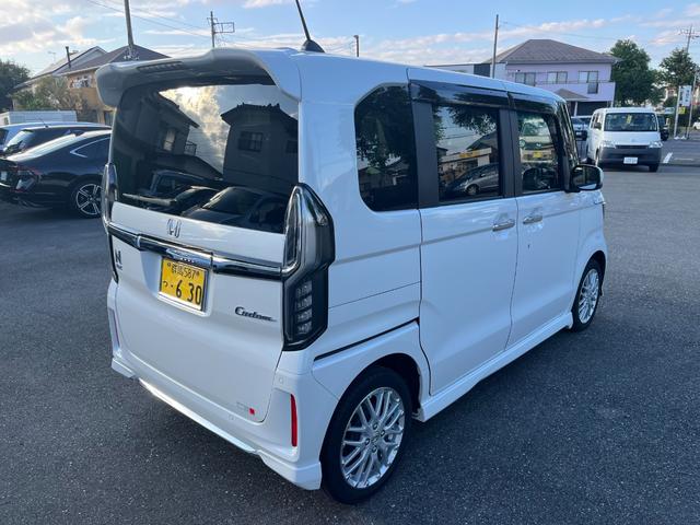 Ｎ－ＢＯＸカスタム Ｌターボ　クリアランスソナー　オートクルーズ　記録簿　ＬＥＤランプ　禁煙　ＥＣＯＮ　ＵＳＢ接続　バックカメラ　ナビ＆ＴＶ　オートエアコン　キーフリーシステム　ＥＴＣ車載器　横滑り防止装置　ＤＶＤ再生（3枚目）