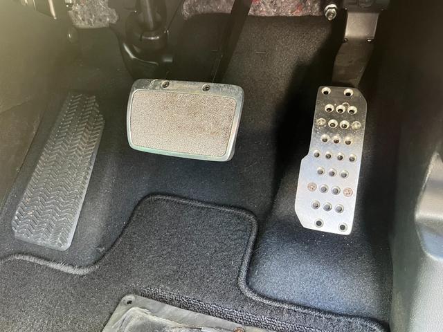 N-ONE プレミアムツアラー パーキングセンサー USB 禁煙車 クルーズコントロール ナビTV エアコン DVD フルセグTV シートヒーター パワーステアリング エアバッグ 4WD ETC 横滑り防止装置(31枚目)