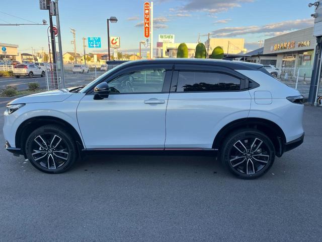 ヴェゼル e:HEVPLaY 衝突被害軽減ブレーキ カーテンエアバッグ 盗難防止装置 Pセンサー ABS ESC 1オーナー フルオートエアコン リアカメラ シートヒータ エアバッグ 禁煙 LEDヘッドライト(5枚目)