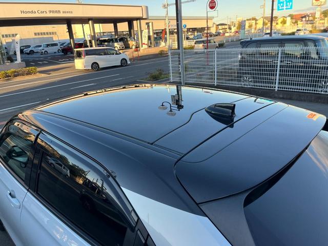 ヴェゼル e:HEVPLaY 衝突被害軽減ブレーキ カーテンエアバッグ 盗難防止装置 Pセンサー ABS ESC 1オーナー フルオートエアコン リアカメラ シートヒータ エアバッグ 禁煙 LEDヘッドライト(14枚目)