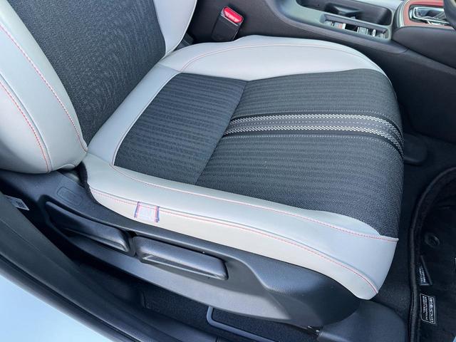 ヴェゼル e:HEVPLaY 衝突被害軽減ブレーキ カーテンエアバッグ 盗難防止装置 Pセンサー ABS ESC 1オーナー フルオートエアコン リアカメラ シートヒータ エアバッグ 禁煙 LEDヘッドライト(46枚目)