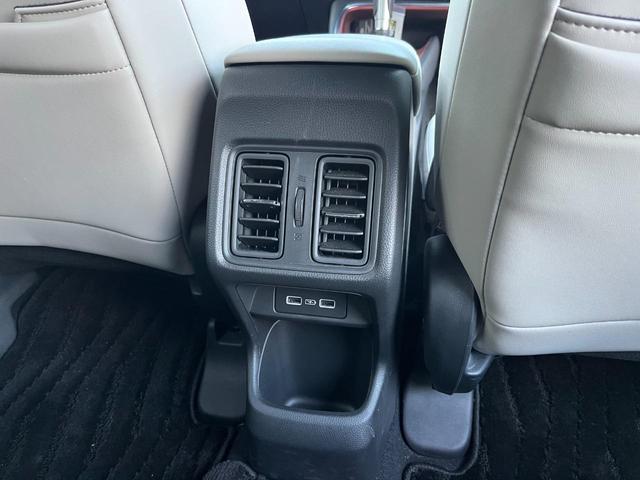 ヴェゼル e:HEVPLaY 衝突被害軽減ブレーキ カーテンエアバッグ 盗難防止装置 Pセンサー ABS ESC 1オーナー フルオートエアコン リアカメラ シートヒータ エアバッグ 禁煙 LEDヘッドライト(55枚目)