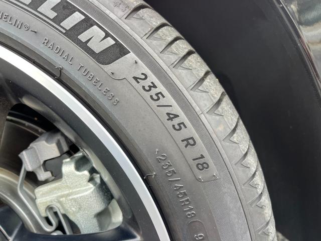 アコード ｅ：ＨＥＶ　フルセグテレビ　衝突被害軽減装置　ＡＢＳ　本革シート　マルチカメラ　ＥＴＣ車載器　ＵＳＢ　ＬＥＤヘッドライト　オートライト　クリアランスソナー　禁煙　Ｒカメラ　オートクルーズコントロール（12枚目）