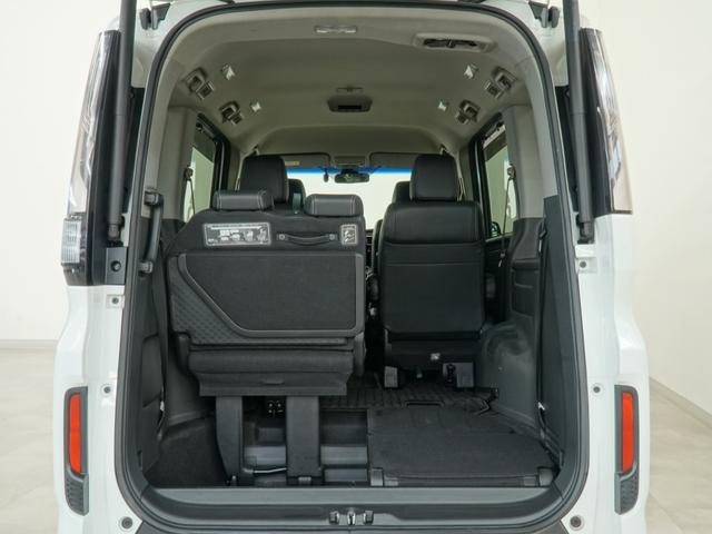 ステップワゴンスパーダ ｅ：ＨＥＶスパーダＧ・ＥＸホンダセンシング　ワンオーナー　１０インチプレミアムインターナビ　前後ドラレコ　シートヒーター　両側電動スライドドア　ＬＥＤオートライト　バックカメラトリプルゾーンコントロールエアコンサイドカーテンエアバッグ　地デジ（11枚目）