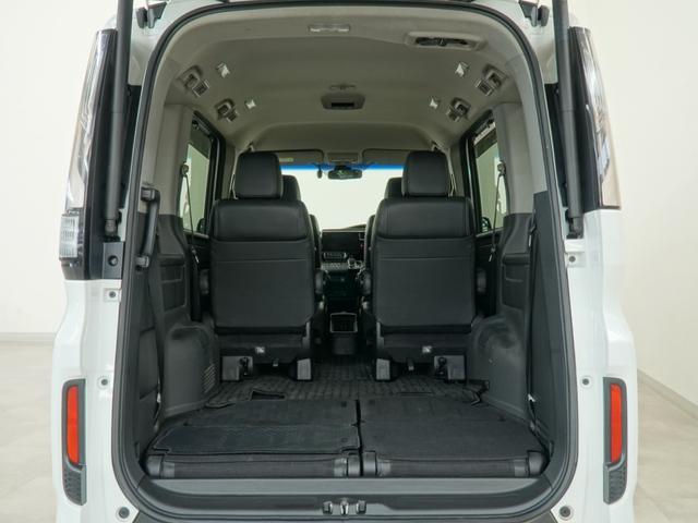 ステップワゴンスパーダ ｅ：ＨＥＶスパーダＧ・ＥＸホンダセンシング　ワンオーナー　１０インチプレミアムインターナビ　前後ドラレコ　シートヒーター　両側電動スライドドア　ＬＥＤオートライト　バックカメラトリプルゾーンコントロールエアコンサイドカーテンエアバッグ　地デジ（12枚目）