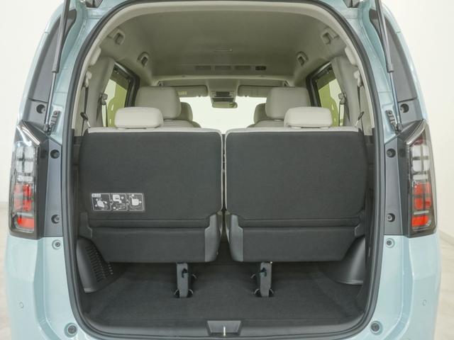 フリード エアーEX 当社デモカー 11.4インチホンダコネクトナビ シートヒーター リアクーラー LEDオートライト 両側電動スライドドア ホンダセンシング パーキングソナー バックカメラ バックモニター DVD 禁煙(10枚目)