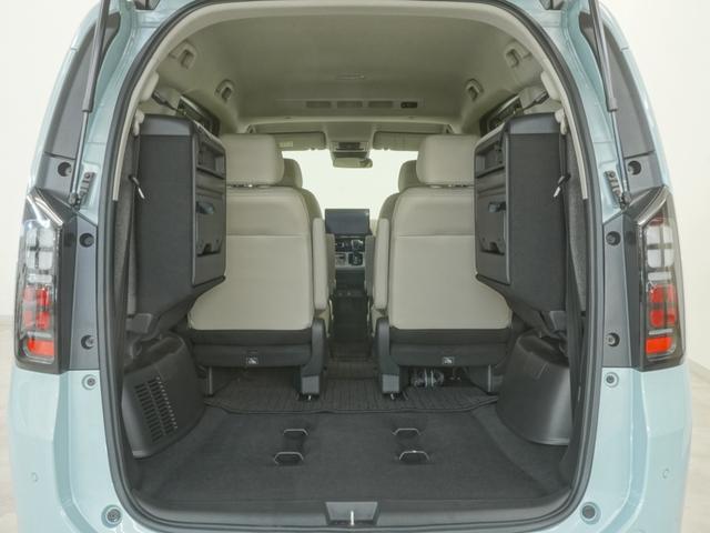 フリード エアーEX 当社デモカー 11.4インチホンダコネクトナビ シートヒーター リアクーラー LEDオートライト 両側電動スライドドア ホンダセンシング パーキングソナー バックカメラ バックモニター DVD 禁煙(12枚目)