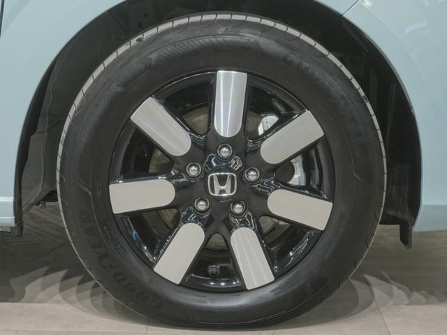 フリード エアーEX 当社デモカー 11.4インチホンダコネクトナビ シートヒーター リアクーラー LEDオートライト 両側電動スライドドア ホンダセンシング パーキングソナー バックカメラ バックモニター DVD 禁煙(27枚目)