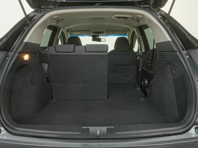 ヴェゼル ハイブリッドＸ・ホンダセンシング　ワンオーナー　インターナビ　バックカメラ　ホンダセンシング　ＬＥＤオートライトサイドエアバッグサイドカーテンエアバッグアダプティブクルーズコントロールレーンキープアシスト　１オナ　地デジ　Ａクルーズ（10枚目）