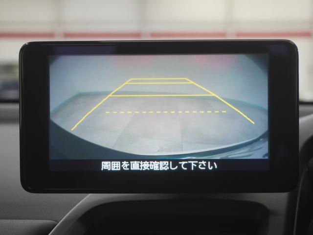 バックカメラ搭載です！車庫入れが苦手な人はもちろん、車両感覚に自信がある人にもお勧めです！見えない箇所が見えるようになるので、低い障害物や隠れてしまっている子供の存在等にも気付く事が出来ます。