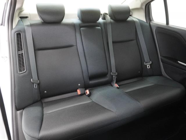 グレイス ハイブリッドＬＸ　ワンオーナー　インターナビ　バックカメラ　ＬＥＤオートライト　あんしんパッケージ　シティブレーキアクティブシステム（低速域衝突軽減ブレーキ＋誤発進抑制機能）　１オナ　ワンセグＴＶ　スマートキ　ＤＶＤ（9枚目）