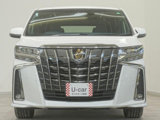 アルファード ２．５ＳタイプゴールドＩＩ　レンタアップ車両純正９インチディスプレイオーディオ両側電動スライドドアトヨタセーフティセンスＬＥＤヘッドライトパワーバックドアフルオートエアコン（前席左右・前後独立温度コントロール）　ウォークスルー（3枚目）