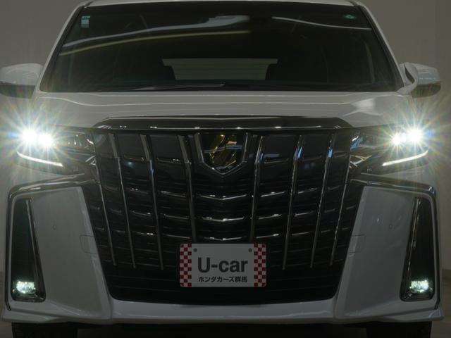 アルファード ２．５ＳタイプゴールドＩＩ　レンタアップ車両純正９インチディスプレイオーディオ両側電動スライドドアトヨタセーフティセンスＬＥＤヘッドライトパワーバックドアフルオートエアコン（前席左右・前後独立温度コントロール）　ウォークスルー（29枚目）