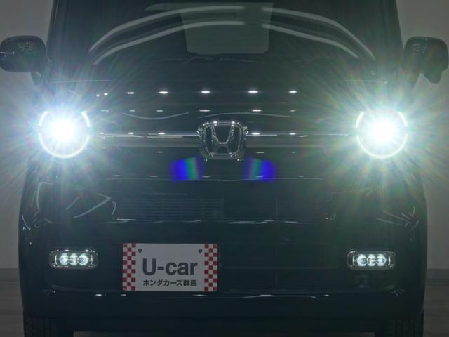 �k�d�c�w�b�h���C�g�i�I�[�g�n�C�r�[���@�\�t�j�����ڂ���Ă���A�����܂Ŗ��邭�ψ�ɏƂ炵�A�������H���ł̈��S�������サ�Ă���܂��B