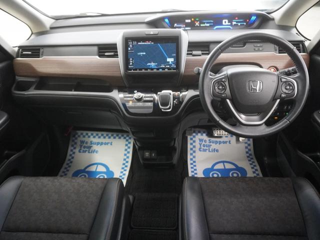 フリード＋ハイブリッド ハイブリッド・クロスターホンダセンシング　９インチインターナビ　前後ドライブレコーダー　ＬＥＤオートライト　アクティブコーナリングライト　両側電動スライドドア　アダプティブクルーズコントロール　レーンキープアシスト　誤発進抑制機能　ＥＴＣ（12枚目）