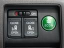 G・EX ワンオーナーHondaインターナビあんしんパッケージ運転席パワーシートシートヒーター本革シート両側電動スライドサイドエアバッグサイドカーテンエアバッグクルーズコントロールETC 盗難防止システム(23枚目)
