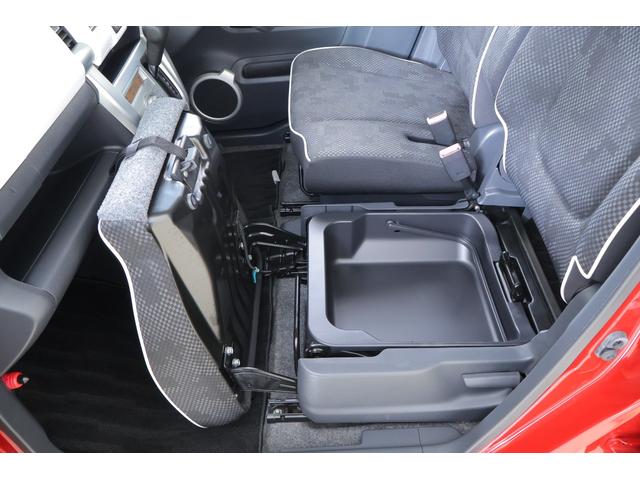 フレアクロスオーバー ＸＳ　４ＷＤ　衝突被害軽減ブレーキ　ＳＤナビ　地デジＴＶ　スマートキー　車線逸脱警報　シートヒーター　先行車発進お知らせ機能　Ｂｌｕｅｔｏｏｔｈ接続　アイドリングストップ　電動格納ミラー　ＨＩＤヘッドライト　純正アルミ　横滑り防止装置　ブラックルーフ（30枚目）