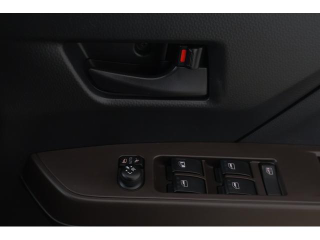 タンク X S 4WD 衝突被害軽減ブレーキ 純正SDナビTV バックカメラ スマートキー 車線逸脱警報 オートハイビーム 片側電動ドア コーナーセンサー シートヒーター 先行車発進告知機能 Bluetooth接続 ドライブレコーダー 横滑り防止装置 ワンオーナー(31枚目)