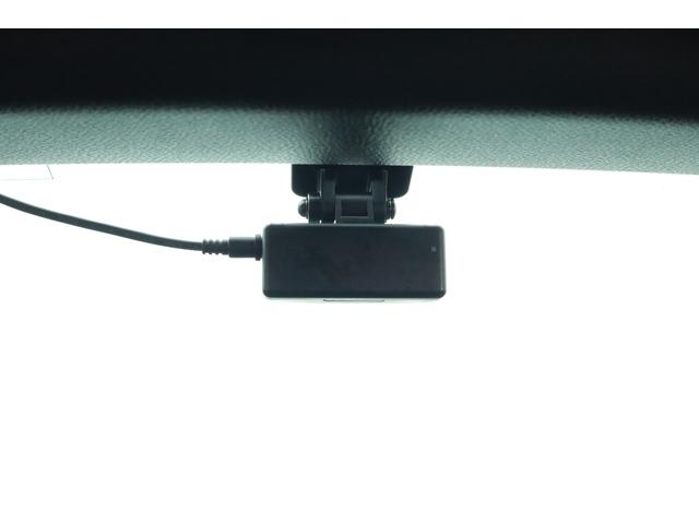 プリウス Ｕ　４ＷＤ　衝突被害軽減ブレーキ　レーダークルーズ　ＢＳＭ　純正８インチＤＡ　地デジＴＶ　バックカメラ　ＥＴＣ２．０　クリアランスソナー　車線逸脱警報　オートハイビーム　ＡＣ１００Ｖ－１５００Ｗ　ステアリングヒーター　前後ドラレコ　ＬＥＤライト　当社社用車（35枚目）