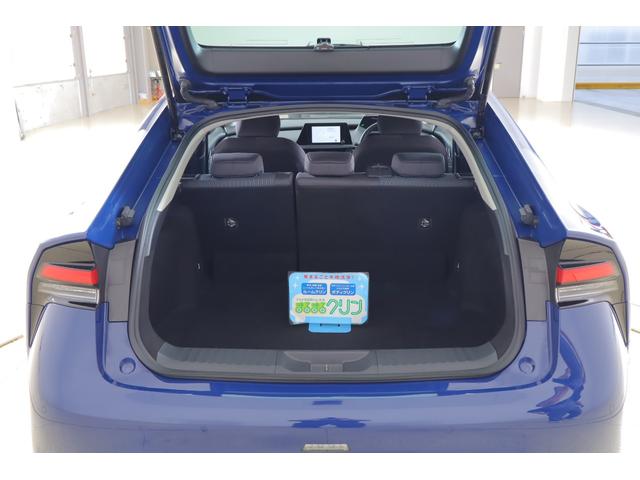 プリウス Ｕ　４ＷＤ　衝突被害軽減ブレーキ　レーダークルーズ　ＢＳＭ　純正８インチＤＡ　地デジＴＶ　バックカメラ　ＥＴＣ２．０　クリアランスソナー　車線逸脱警報　オートハイビーム　ＡＣ１００Ｖ－１５００Ｗ　ステアリングヒーター　前後ドラレコ　ＬＥＤライト　当社社用車（45枚目）