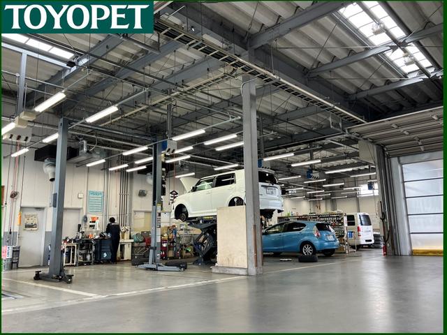 ライズ Ｚ　４ＷＤ　衝突被害軽減ブレーキ　純正ＳＤナビ　地デジＴＶ　バックカメラ　スマートキー　ＥＴＣ　レーダークルーズ　ＢＳＭ　オートハイビーム　車線逸脱警報　コーナーセンサー　シートヒーター　Ｂｌｕｅｔｏｏｔｈ接続　ＬＥＤヘッドライト　横滑り防止装置　ワンオーナー（5枚目）