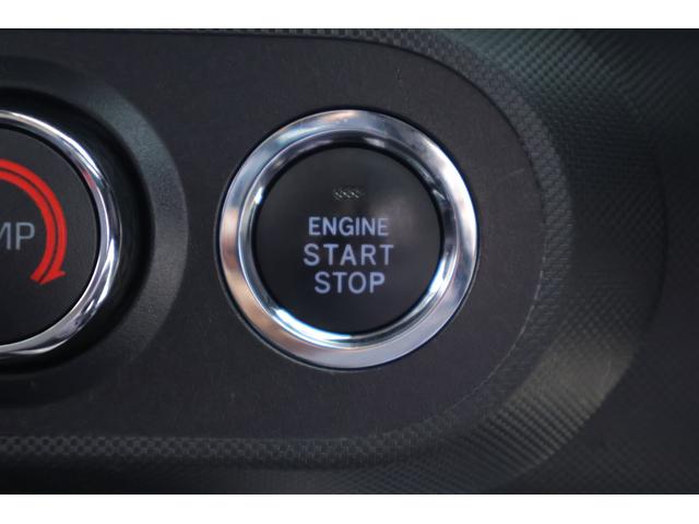 ライズ Ｚ　４ＷＤ　衝突被害軽減ブレーキ　純正ＳＤナビ　地デジＴＶ　バックカメラ　スマートキー　ＥＴＣ　レーダークルーズ　ＢＳＭ　オートハイビーム　車線逸脱警報　コーナーセンサー　シートヒーター　Ｂｌｕｅｔｏｏｔｈ接続　ＬＥＤヘッドライト　横滑り防止装置　ワンオーナー（23枚目）