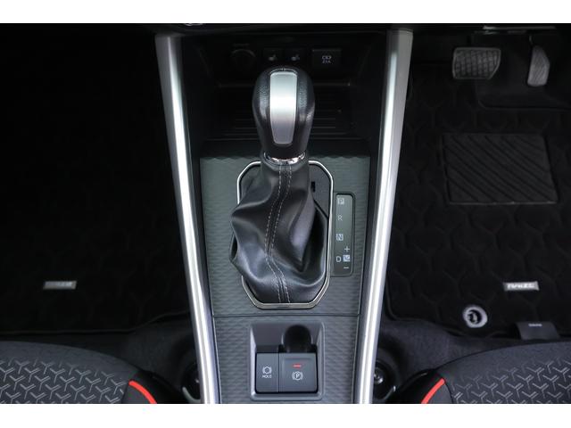 ライズ Ｚ　４ＷＤ　衝突被害軽減ブレーキ　純正ＳＤナビ　地デジＴＶ　バックカメラ　スマートキー　ＥＴＣ　レーダークルーズ　ＢＳＭ　オートハイビーム　車線逸脱警報　コーナーセンサー　シートヒーター　Ｂｌｕｅｔｏｏｔｈ接続　ＬＥＤヘッドライト　横滑り防止装置　ワンオーナー（26枚目）