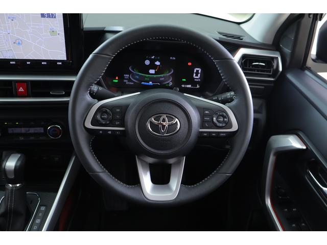 ライズ Ｚ　衝突被害軽減ブレーキ　純正９型ナビ地デジ　全周囲カメラ　ＢＳＭ　スマートキー　ＥＴＣ　レーダークルーズ　オートハイビーム　車線逸脱警報　コーナーセンサー　シートヒーター　Ｂｌｕｅｔｏｏｔｈ接続　ＬＥＤヘッドライト　先行車発進告知機能　ワンオーナー（13枚目）