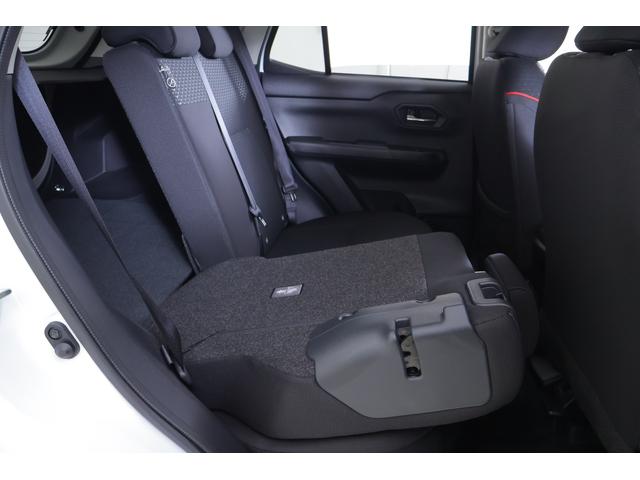 ライズ Ｚ　衝突被害軽減ブレーキ　純正９型ナビ地デジ　全周囲カメラ　ＢＳＭ　スマートキー　ＥＴＣ　レーダークルーズ　オートハイビーム　車線逸脱警報　コーナーセンサー　シートヒーター　Ｂｌｕｅｔｏｏｔｈ接続　ＬＥＤヘッドライト　先行車発進告知機能　ワンオーナー（41枚目）