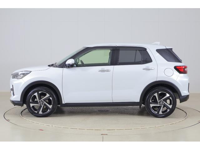 ライズ Ｚ　衝突被害軽減ブレーキ　純正９型ナビ地デジ　全周囲カメラ　ＢＳＭ　スマートキー　ＥＴＣ　レーダークルーズ　オートハイビーム　車線逸脱警報　コーナーセンサー　シートヒーター　Ｂｌｕｅｔｏｏｔｈ接続　ＬＥＤヘッドライト　先行車発進告知機能　ワンオーナー（44枚目）