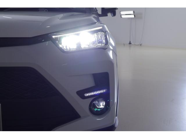 ライズ Ｚ　衝突被害軽減ブレーキ　純正９型ナビ地デジ　全周囲カメラ　ＢＳＭ　スマートキー　ＥＴＣ　レーダークルーズ　オートハイビーム　車線逸脱警報　コーナーセンサー　シートヒーター　Ｂｌｕｅｔｏｏｔｈ接続　ＬＥＤヘッドライト　先行車発進告知機能　ワンオーナー（47枚目）