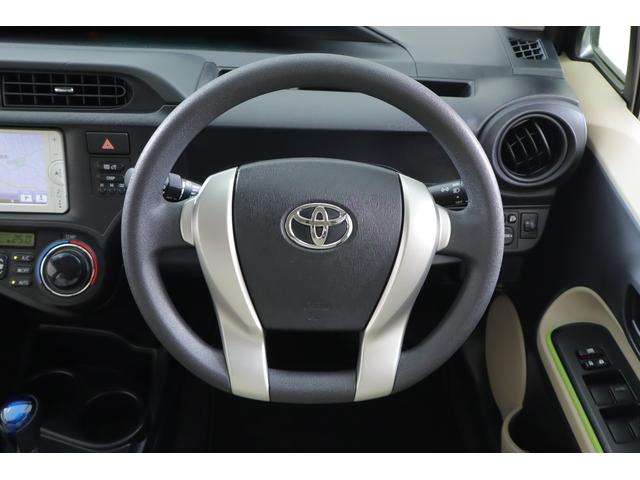 アクア Ｓ　純正ＳＤナビＴＶ　スマートキー　ＥＴＣ　電動格納ミラー　Ｂｌｕｅｔｏｏｔｈ接続　横滑り防止装置　ワンオーナー　ＴＯＹＯＴＡ認定中古車（13枚目）