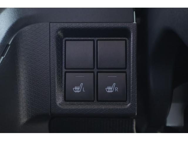 タント Ｘ　４ＷＤ　衝突被害軽減ブレーキ　ＳＤナビ　地デジＴＶ　全周囲カメラ　スマートキー　車線逸脱警報　オートハイビーム　シートヒーター　片側電動ドア　先行車発進告知機能　コーナーセンサー　ＬＥＤヘッドライト　電動格納ミラー　アイドリングストップ　横滑り防止装置（29枚目）