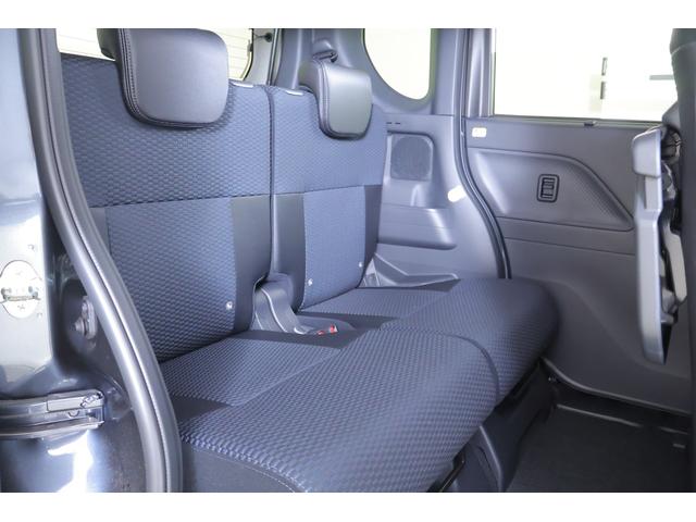 タント カスタムＲＳ　４ＷＤ　衝突被害軽減ブレーキ　シートヒーター　スマートキー　車線逸脱警報　オートハイビーム　両側電動スライドドア　先行車発進告知機能　コーナーセンサー　ＬＥＤヘッドライト　電動格納ミラー　純正アルミ　アイドリングストップ　横滑り防止装置（32枚目）