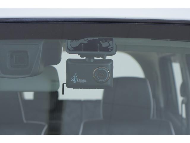 ハスラー Ｘ　４ＷＤ　衝突被害軽減ブレーキ　７型ＳＤナビ　地デジＴＶ　スマートキー　ＥＴＣ　車線逸脱警報　シートヒーター　先行車発進告知機能　ＨＩＤヘッドライト　Ｂｌｕｅｔｏｏｔｈ接続　アイドリングストップ　純正アルミ　ドライブレコーダー　横滑り防止装置　ホワイトルーフ（23枚目）