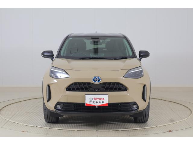 ヤリスクロス ハイブリッドＺ４ＷＤ　衝突被害軽減ブレーキ　レーダークルーズ　純正８インチＤＡナビ　地デジＴＶ　全周囲カメラ　ＥＴＣ　車線逸脱警報　クリアランスソナー　前後ドラレコ　シートヒーター　ステアリングヒーター　ＬＥＤライト　ＡＣ１００Ｖ－１５００Ｗ　パワーバックドア（45枚目）