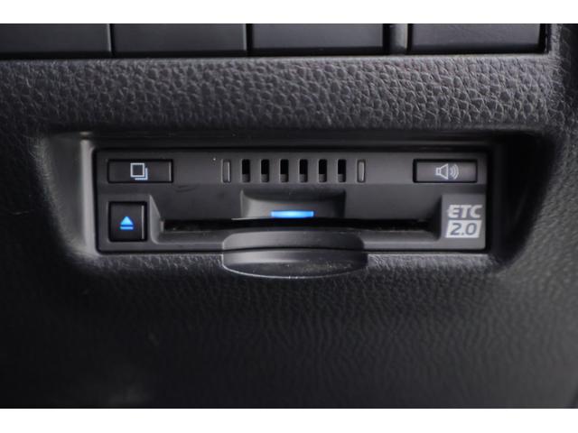 ハリアー Ｚ　レザーパッケージ　衝突被害軽減ブレーキ　レーダークルーズ　純正１２．３インチＪＢＬナビ　地デジＴＶ　全周囲カメラ　ＢＳＭ　車線逸脱警報　ＥＴＣ２．０　本革　シートヒーター＆クール　ステアリングヒーター　パワーバックドア　デジタルミラー　ドラレコ　ワンオーナー（32枚目）