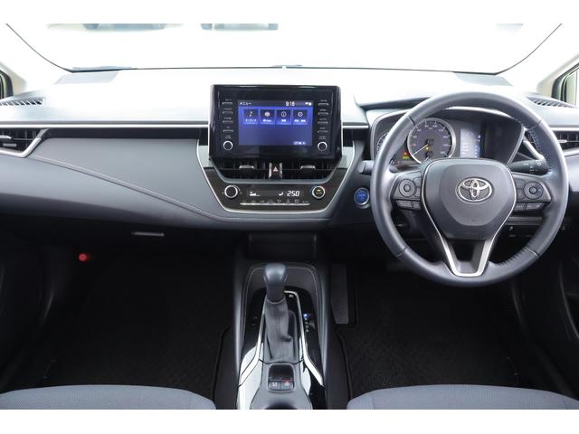 カローラ ハイブリッド　Ｓ　４ＷＤ　衝突被害軽減ブレーキ　前後ドラレコ　７インチＤＡ　バックカメラ　ＢＳＭ　スマートキー　ＥＴＣ２．０　レーダークルーズ　車線逸脱警報　オートハイビーム　クリアランスソナー　Ｂｌｕｅｔｏｏｔｈ接続　ＬＥＤライト　横滑り防止装置　ワンオーナー（12枚目）