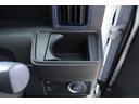 Ｘ　４ＷＤ　衝突被害軽減ブレーキ　ＳＤナビ　地デジＴＶ　全周囲カメラ　スマートキー　車線逸脱警報　オートハイビーム　シートヒーター　片側電動ドア　先行車発進告知機能　コーナーセンサー　ＬＥＤヘッドライト　電動格納ミラー　アイドリングストップ　横滑り防止装置（33枚目）
