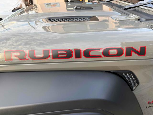 ジープ・ラングラーアンリミテッド ルビコン　純正ナビ・ＴＶ　バックカメラ　フロントカメラ　クリアランスソナー　オートクルーズコントロール　オートライト　アルミホイール　スマートキー　アイドリングストップ　シートヒーター　ＡＴ　ＵＳＢ（15枚目）