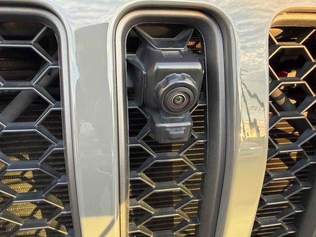 ジープ・ラングラーアンリミテッド ルビコン　純正ナビ・ＴＶ　バックカメラ　フロントカメラ　クリアランスソナー　オートクルーズコントロール　オートライト　アルミホイール　スマートキー　アイドリングストップ　シートヒーター　ＡＴ　ＵＳＢ（26枚目）